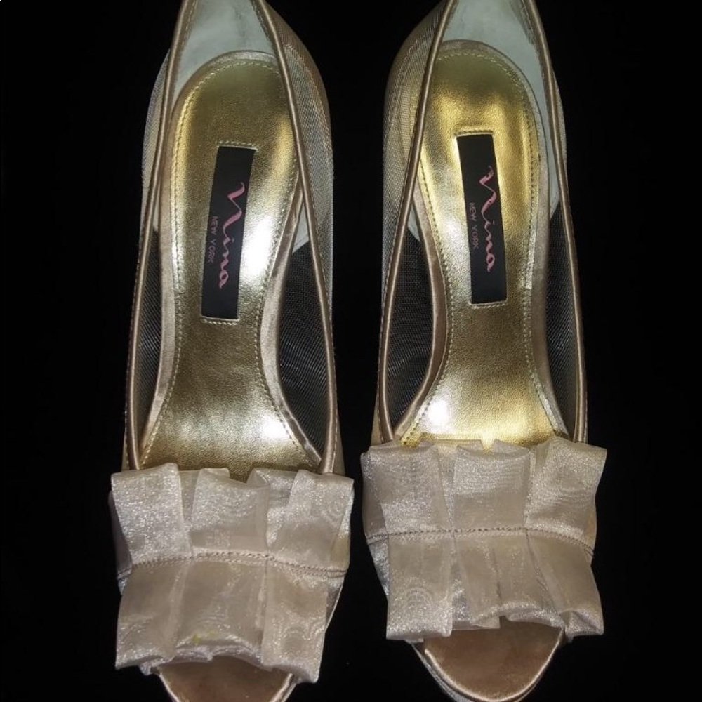Nina pumps